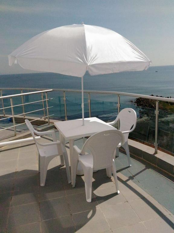 59 Kraybrezhna Apartment Pomorie Eksteriør billede